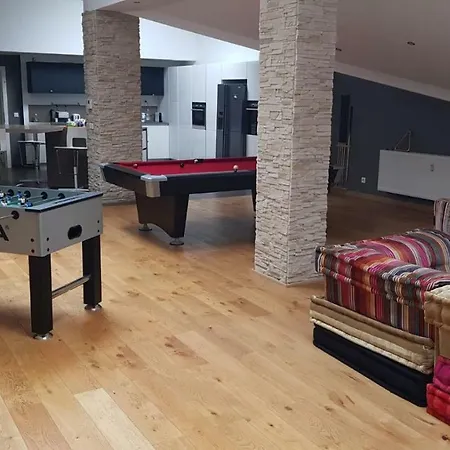 Lovely Private In A Loft Appartement Foetz